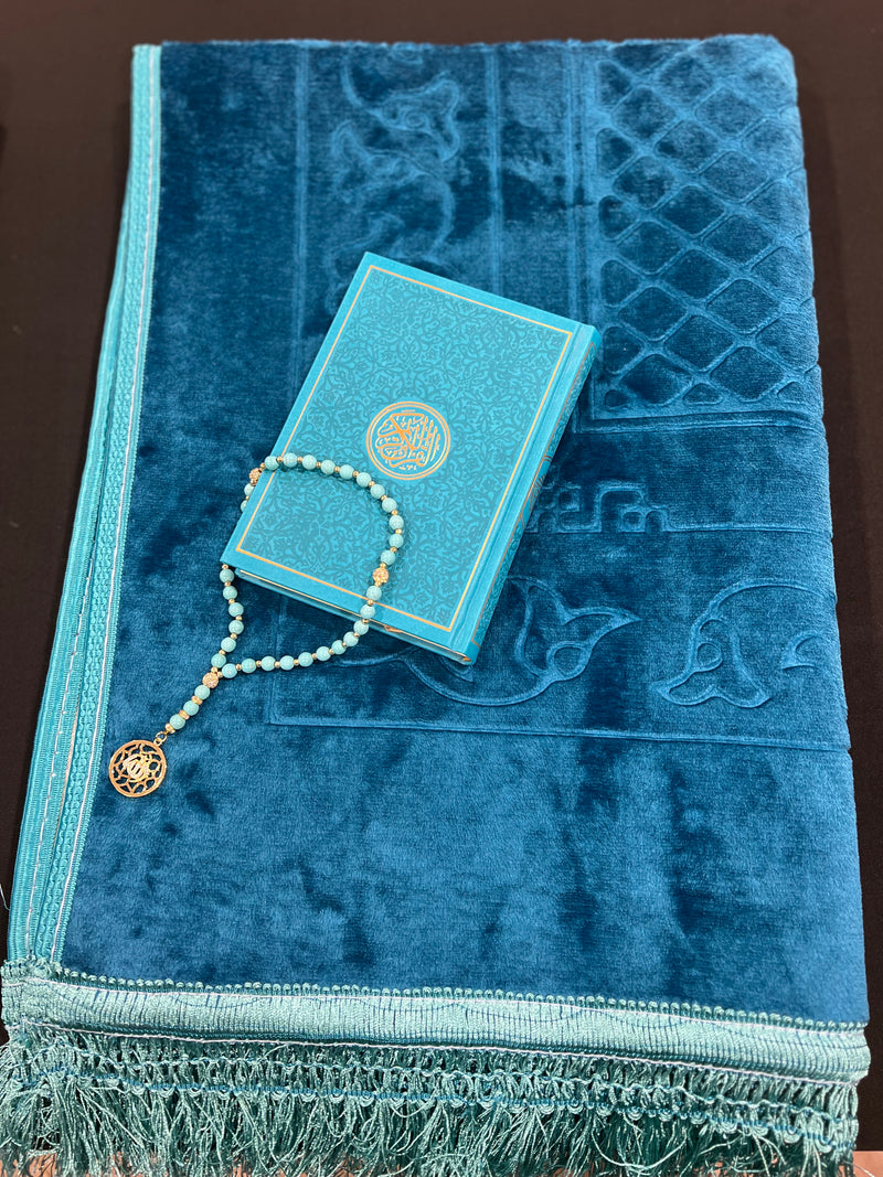 Prayer Rug Bundles | Premium Medium Quran + Plush antislip Prayer Rug